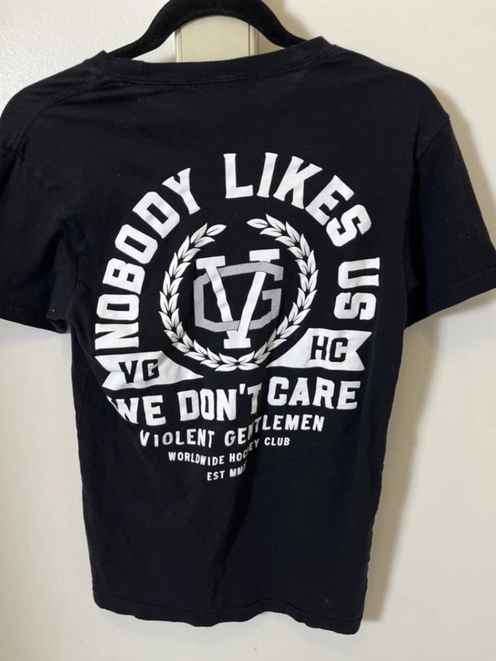 Violent Gentlemen Nobody Likes Us We Don't Care Graphic Tee XS